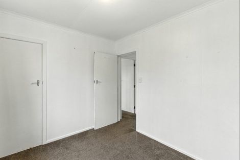 Photo of property in 2 Collingwood Street, Levin, 5510