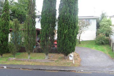 Photo of property in 15 Finn Place, Totara Vale, Auckland, 0629