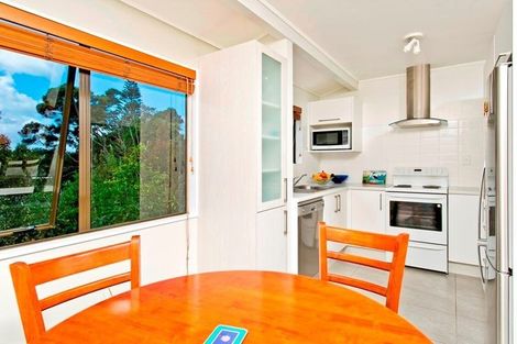 Photo of property in 2/104 Verran Road, Birkdale, Auckland, 0626