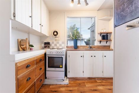 Photo of property in 73 Oxford Street, South Dunedin, Dunedin, 9012