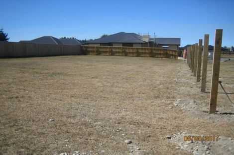 Photo of property in 137 Styx Mill Road, Casebrook, Christchurch, 8051