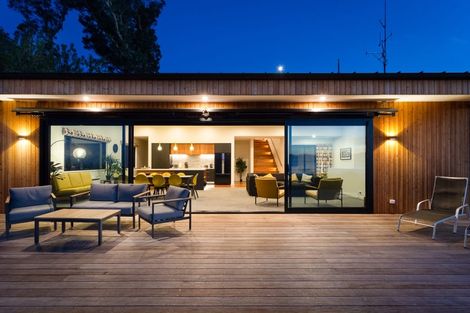 Photo of property in 94 Queens Road, Stepneyville, Nelson, 7010