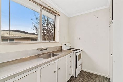 Photo of property in 58b Molyneux Avenue, Cromwell, 9310