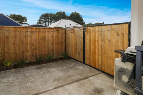 Photo of property in 3/35 Sladden Street, Naenae, Lower Hutt, 5011