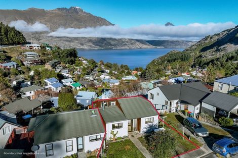 Photo of property in 6a Dart Place, Fernhill, Queenstown, 9300
