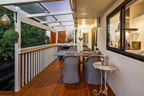 Photo of property in 1/36 Seaview Road, Castor Bay, Auckland, 0620