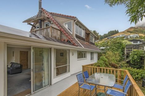 Photo of property in 11 Bayview Place, Cass Bay, Lyttelton, 8082