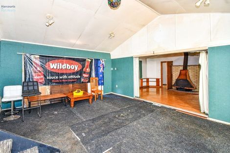 Photo of property in 114 Ennis Avenue, Pakuranga Heights, Auckland, 2010