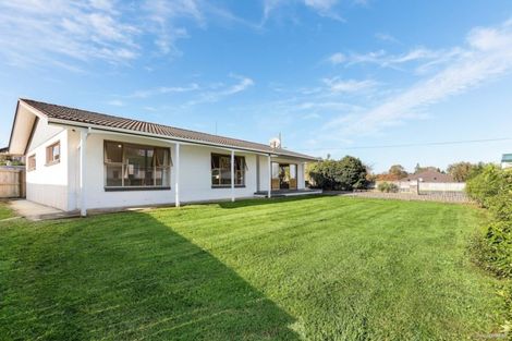 Photo of property in 28 Gibson Road, Tuakau, 2121