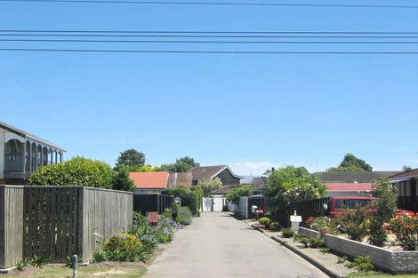 Photo of property in 1/8 Steadman Road, Broomfield, Christchurch, 8042
