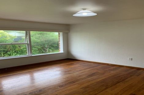 Photo of property in 2/6 Catalina Crescent, Forrest Hill, Auckland, 0620