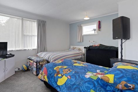 Photo of property in 2a Kaitemako Road, Welcome Bay, Tauranga, 3112