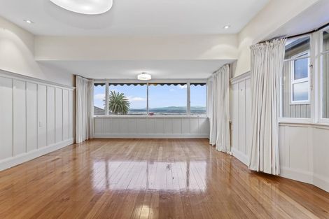 Photo of property in 11 Westenra Terrace, Cashmere, Christchurch, 8022