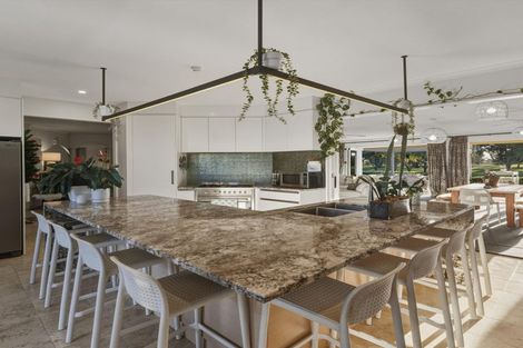 Photo of property in 198 Oceanbeach Road, Mount Maunganui, 3116