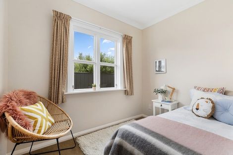 Photo of property in 22 Resolution Street, Lyall Bay, Wellington, 6022