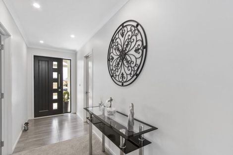 Photo of property in 9 Turnberry Crescent, Morrinsville, 3300