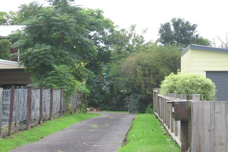 Photo of property in 20 Sunray Avenue, Titirangi, Auckland, 0604