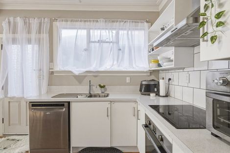 Photo of property in 16 Warden Street, Opoho, Dunedin, 9010