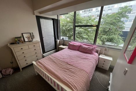 Photo of property in Gerondis Bldg Apartments, 201/60 Willis Street, Wellington Central, Wellington, 6011