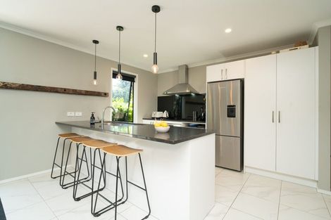 Photo of property in 5 Tide Lane, Whitby, Porirua, 5024