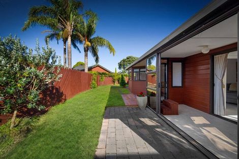 Photo of property in 26 Settlers Grove, Orewa, 0931