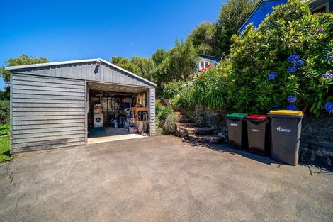 Photo of property in 17 Adderley Terrace, Ravensbourne, Dunedin, 9022