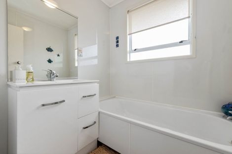 Photo of property in 3 Waitawa Place, Lynmore, Rotorua, 3010