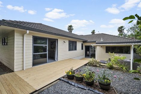 Photo of property in 80 Caribbean Drive, Unsworth Heights, Auckland, 0632