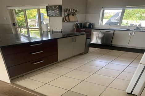 Photo of property in 11a Grainger Road, Te Atatu South, Auckland, 0610