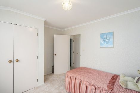 Photo of property in 2/219 Mangorei Road, Merrilands, New Plymouth, 4312