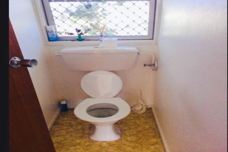 Photo of property in 1/3 Kiwi Esplanade, Mangere Bridge, Auckland, 2022