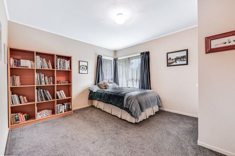 Photo of property in 6 Willowfield Place, Pukete, Hamilton, 3200