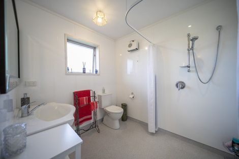 Photo of property in 44 Piopio Street, Te Anau, 9600