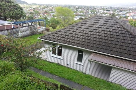 Photo of property in 33 Woodvale Grove, Fairfield, Lower Hutt, 5011