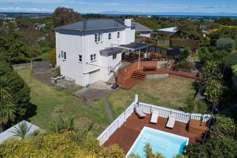 Photo of property in 8a Bristow Street, Saint Johns Hill, Whanganui, 4501
