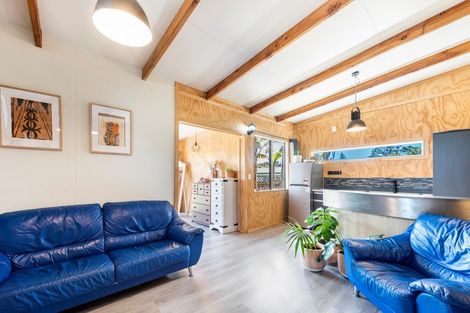 Photo of property in 10 Cliff Road, Tasman, Upper Moutere, 7173