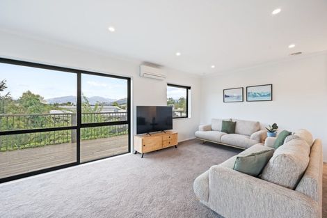 Photo of property in 19 Allenby Place, Wanaka, 9305