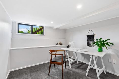 Photo of property in 242 Henderson Valley Road, Henderson, Auckland, 0612