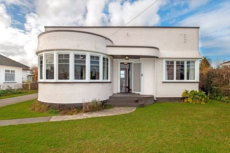 Photo of property in 37 Muir Street, Te Hapara, Gisborne, 4010