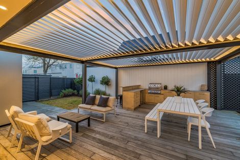 Photo of property in 88a Merivale Lane, Merivale, Christchurch, 8014