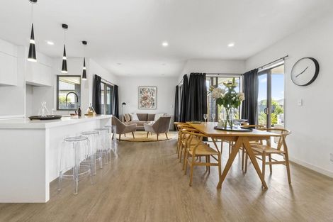 Photo of property in 191 Matua Road, Kumeu, 0810