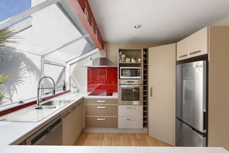 Photo of property in 29 Glucina Avenue, West Harbour, Auckland, 0618