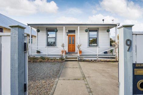 Photo of property in 9 Kingswood Street, Takaro, Palmerston North, 4412