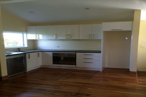 Photo of property in 100 Mortimer Terrace, Brooklyn, Wellington, 6021