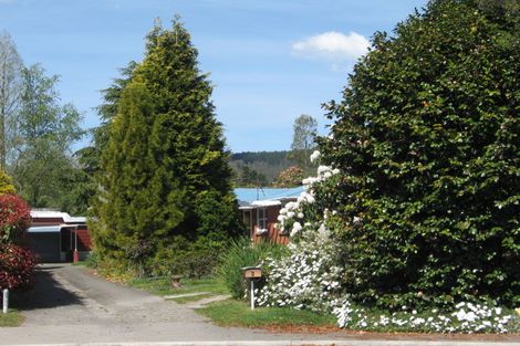 Photo of property in 5 Ensor Place, Fenton Park, Rotorua, 3010