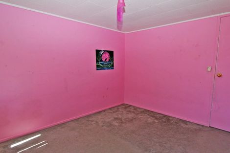 Photo of property in 64 Hollyford Drive, Clover Park, Auckland, 2105