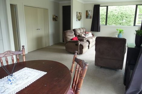 Photo of property in 12 Bear Street, Tirau, 3410