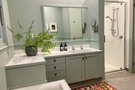 Photo of property in 87 Vigor Brown Street, Napier South, Napier, 4110