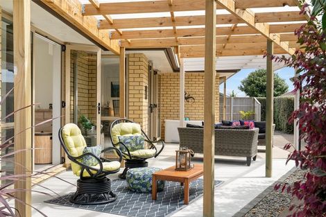 Photo of property in 3 Stenning Place, Papamoa Beach, Papamoa, 3118