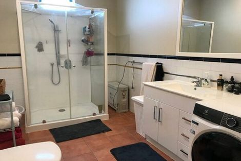 Photo of property in 8 Hall Avenue, Newtown, Wellington, 6021